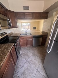 Building Photo - 1307 S Copias Way