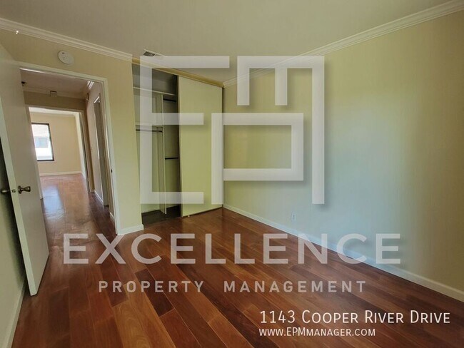Building Photo - 1143 Cooper River Dr