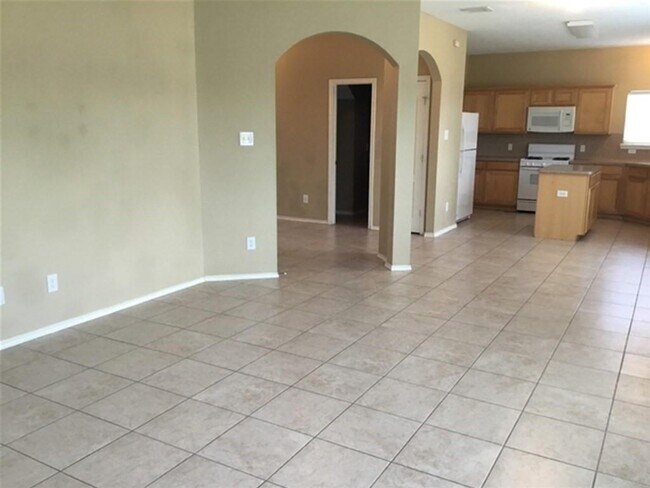 Building Photo - 6205 Ozark Tr