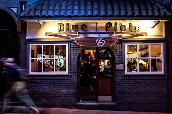 Mission restaurants a block away - 645 San Jose Ave