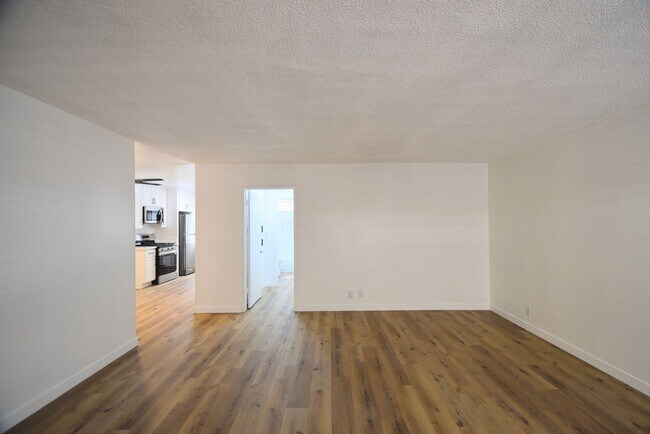 Building Photo - 11255 Camarillo St