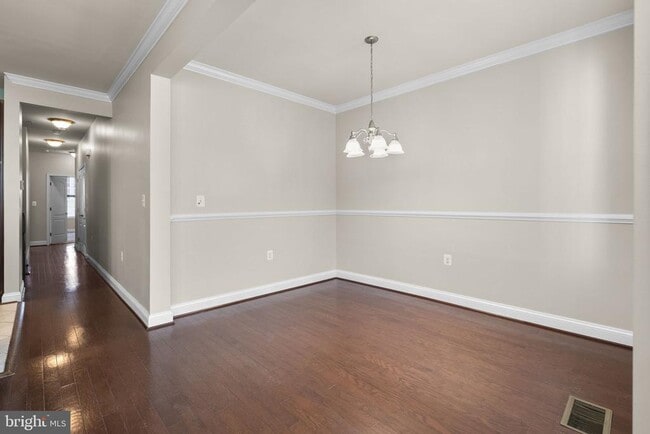 Building Photo - 11209 Chase St