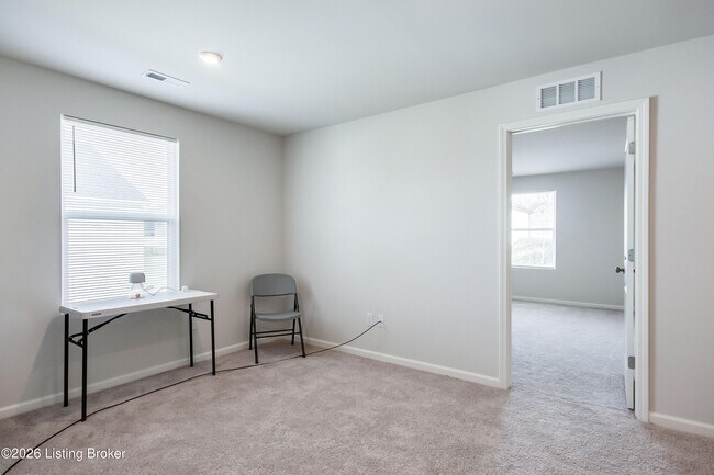 Building Photo - 109 Elegance Wy