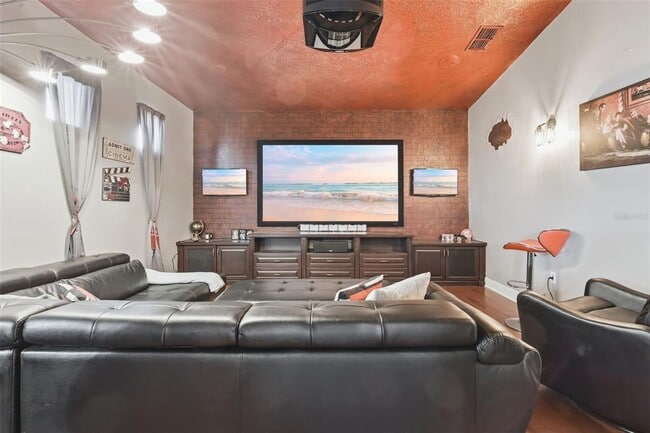 Building Photo - 119 Elissar Dr