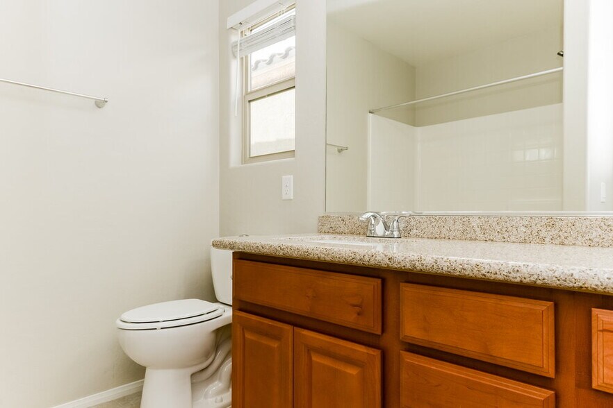 Building Photo - 9025 Refined Ct