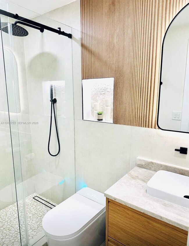 Building Photo - 2475 NW 25th St