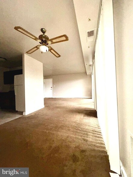 Building Photo - 9282 Adelphi Rd