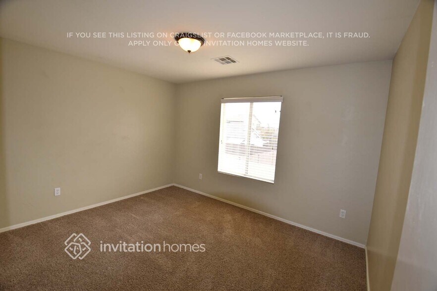 Building Photo - 2839 S Benton Cir