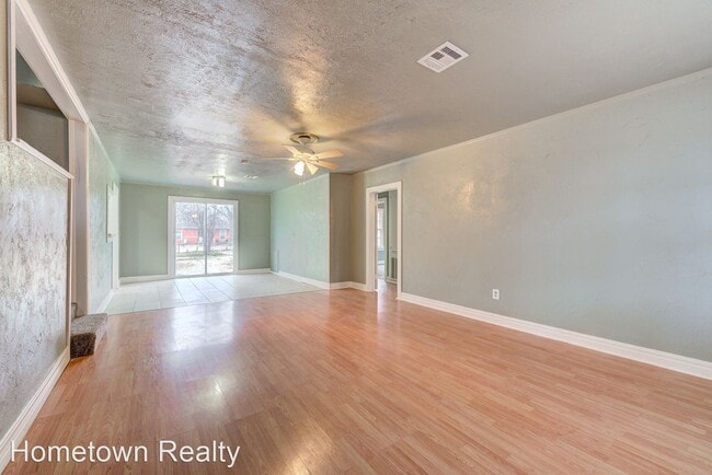 Building Photo - 3 br, 2 bath House - 1915 NW 28th Street
