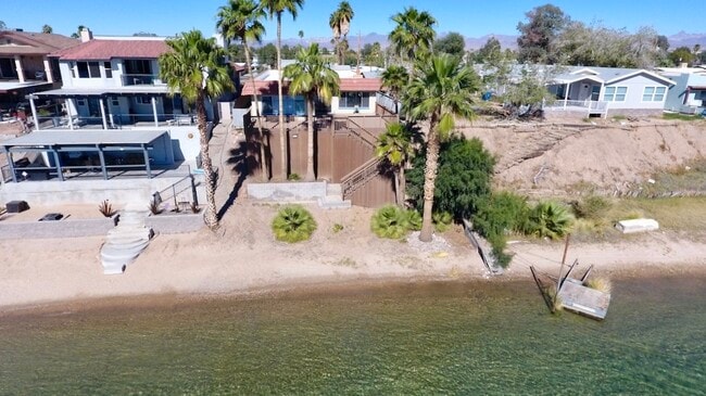 Building Photo - 2077 Whitewater Dr