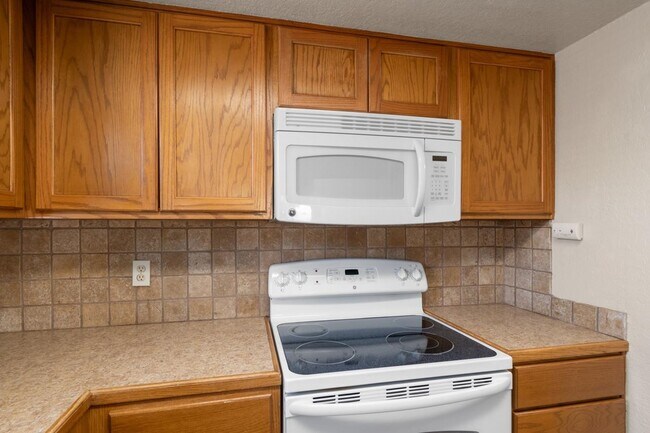 Building Photo - 115 Rhonda Dr