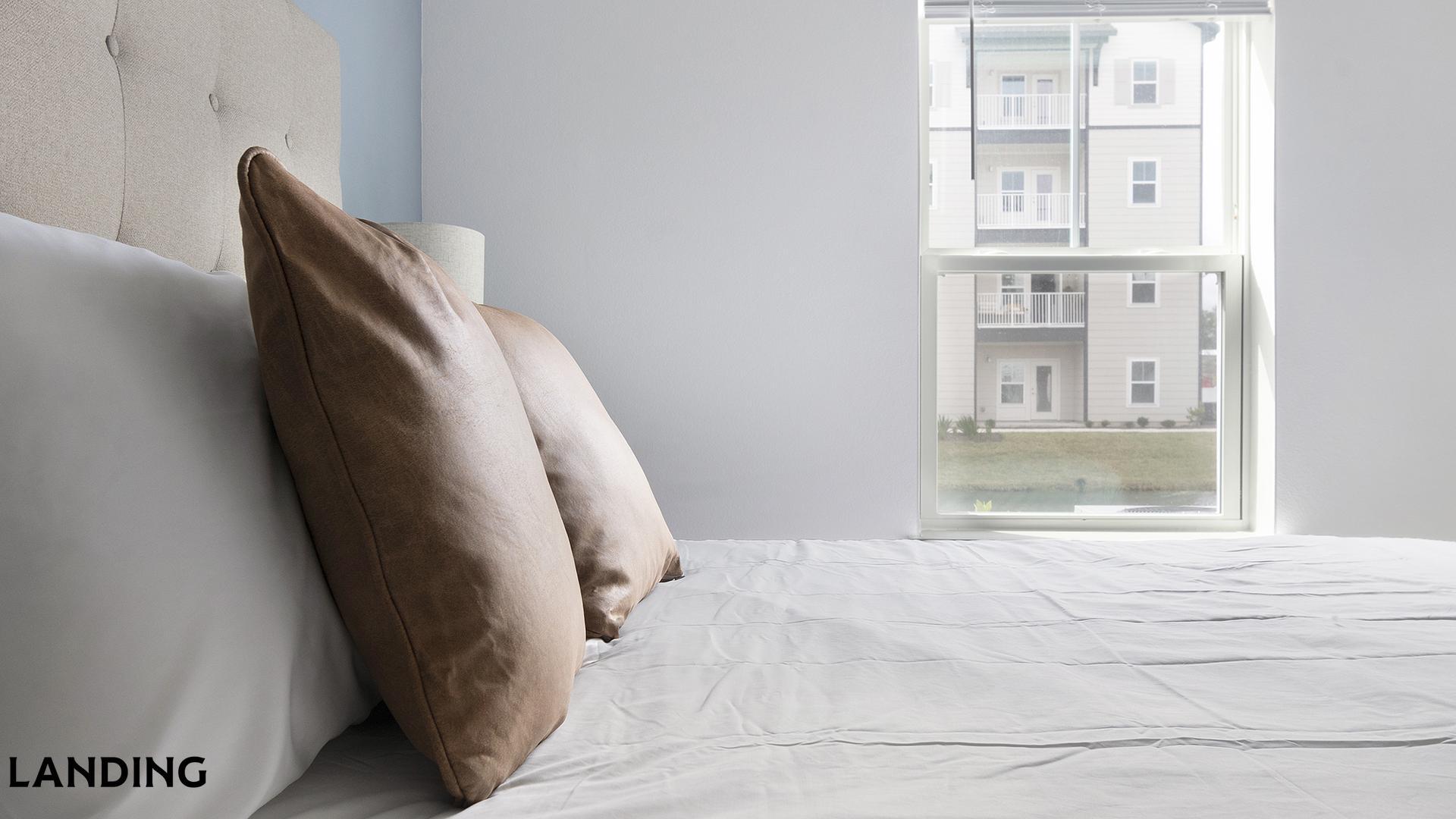 Building Photo - 12525 Tibbets Ln