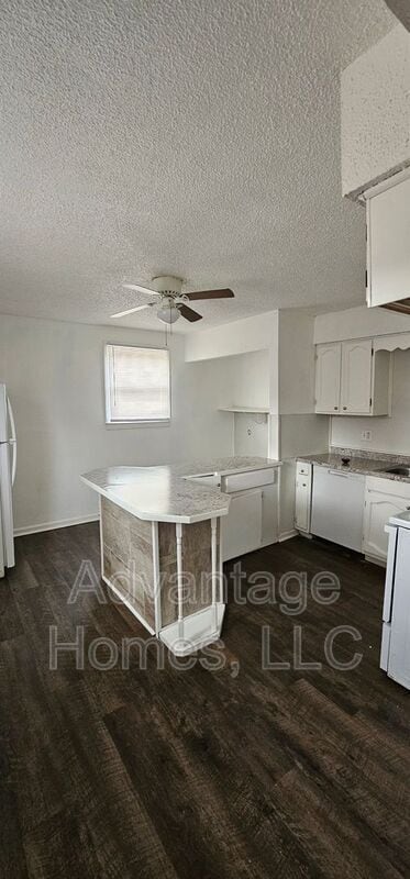 Building Photo - 720-726 N 70th St