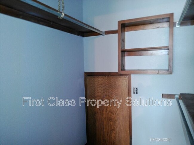 Building Photo - 1406 Mary Lee Ln