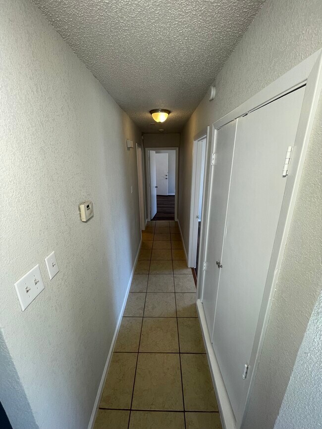 Building Photo - 7036 Crosstimbers Ln