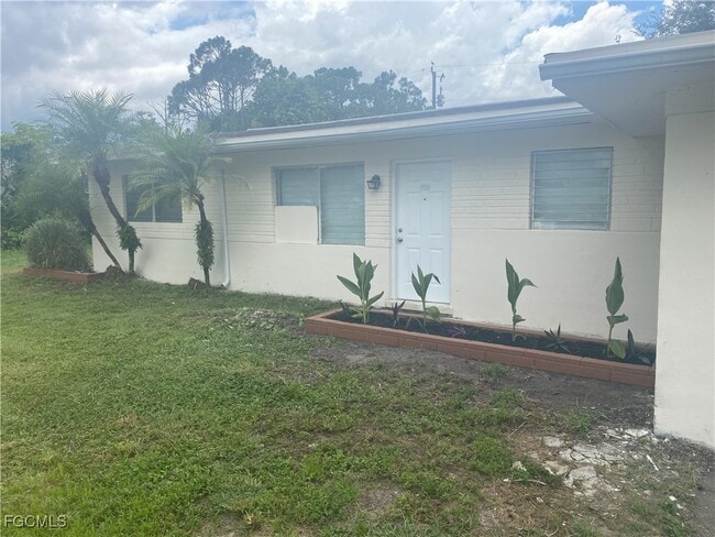 Primary Photo - 1161 Travis Ave