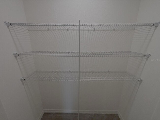 Building Photo - 481 W Rexford Dr