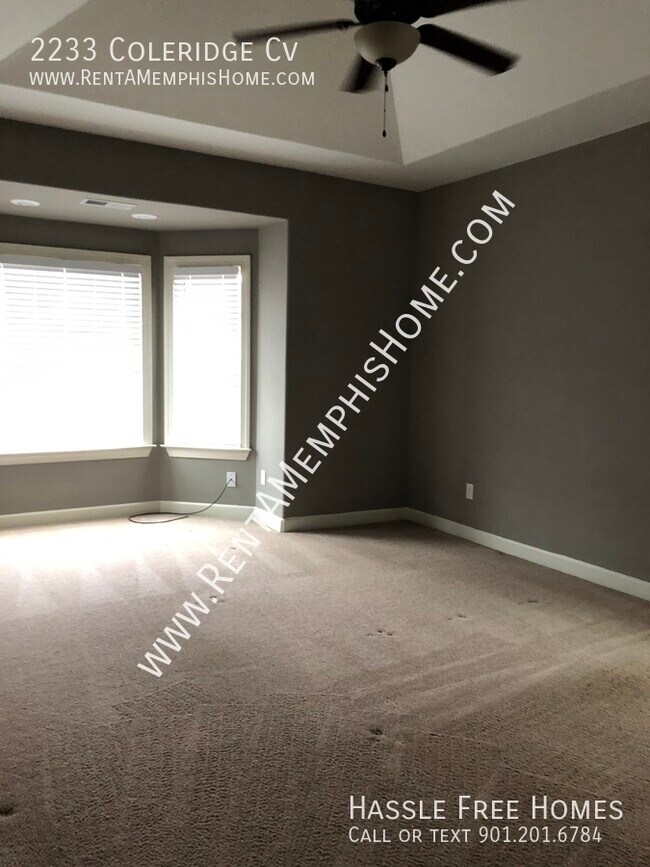 Building Photo - 2233 Coleridge Cv