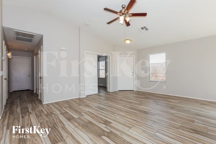 Building Photo - 4117 E Citrine Rd