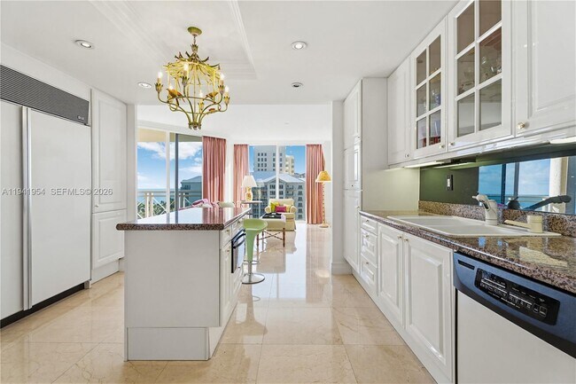 Building Photo - 430 Grand Bay Dr