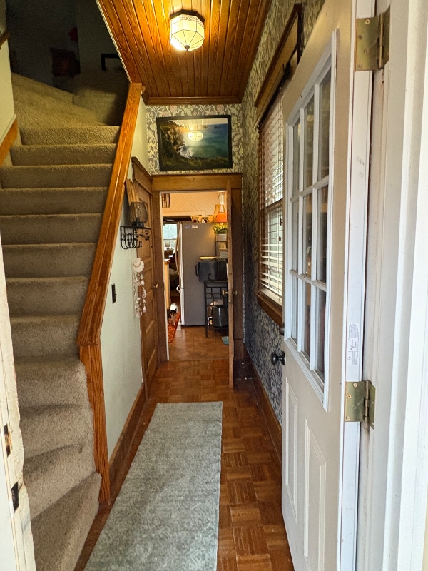 Building Photo - 940 S Cedar St