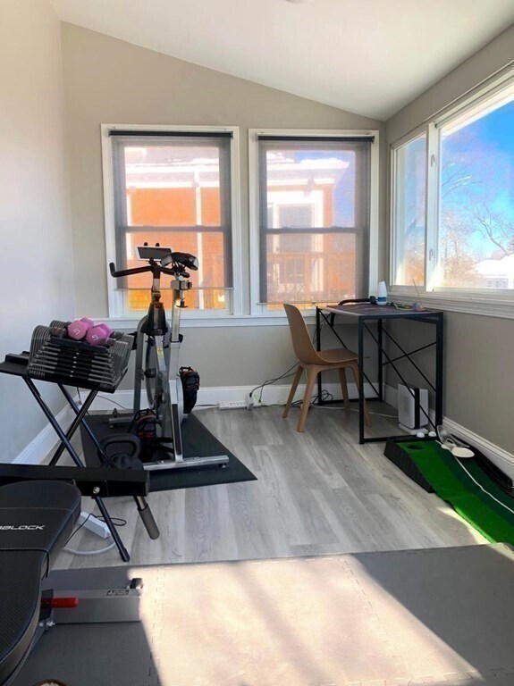 Building Photo - 54 Lothrop St