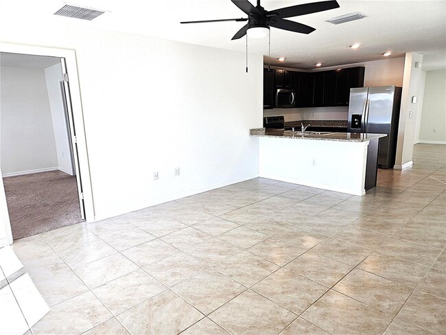 Building Photo - 12183 High Rock Wy