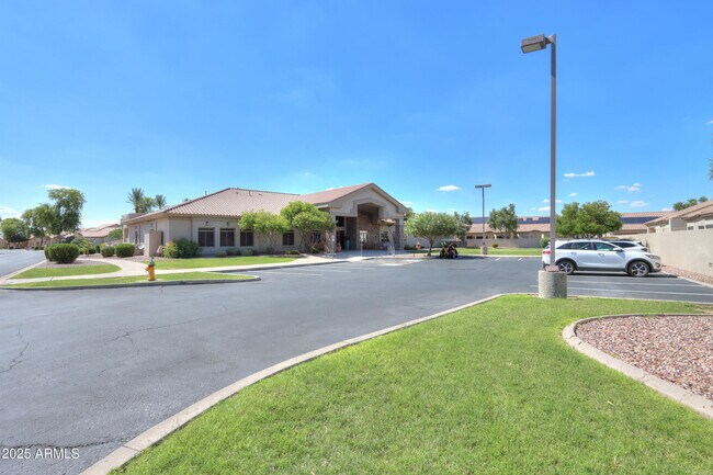 Building Photo - 1441 N Desert Willow St