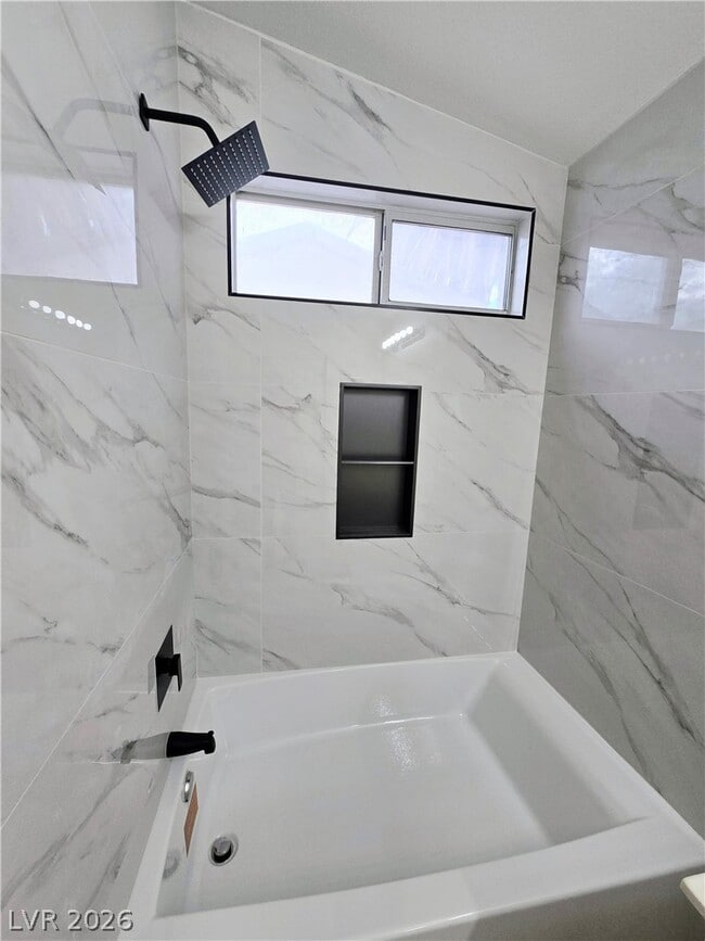 Building Photo - 2321 Blackberry Valley Way