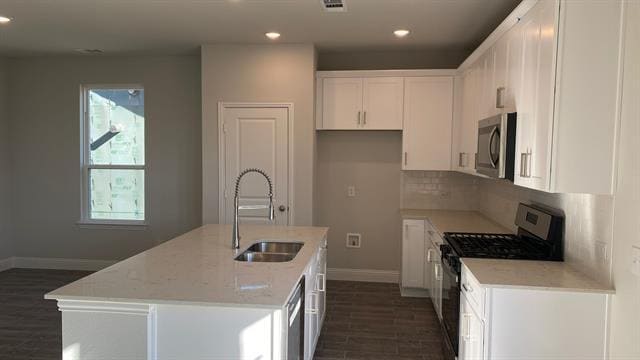 Building Photo - 1208 Aruba Ave