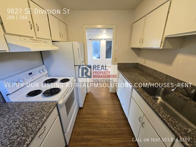 Building Photo - 9827 SE Division St