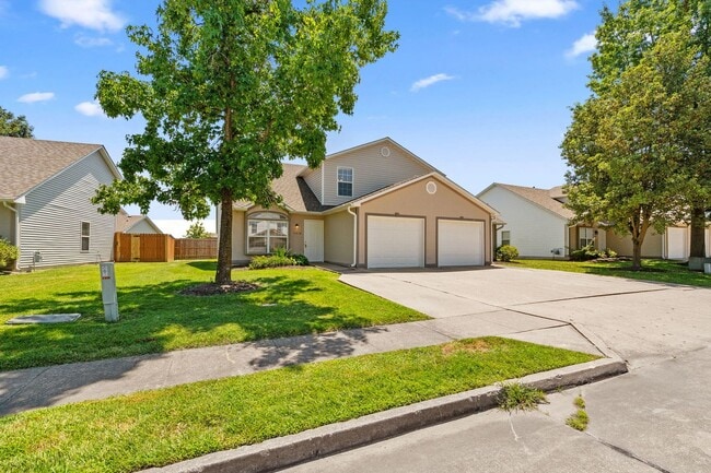 Building Photo - 2412-2414 Calder Ct.