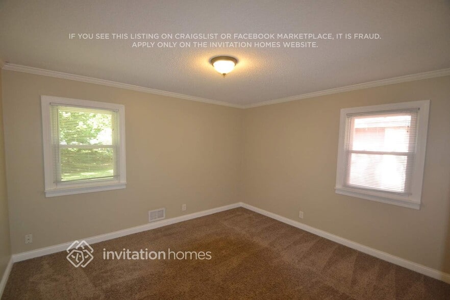 Building Photo - 5849 Quail Ave N