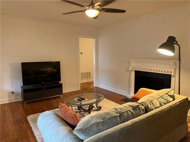 Building Photo - 1854 Virginia Ave