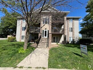 Building Photo - 916 Harlocke St
