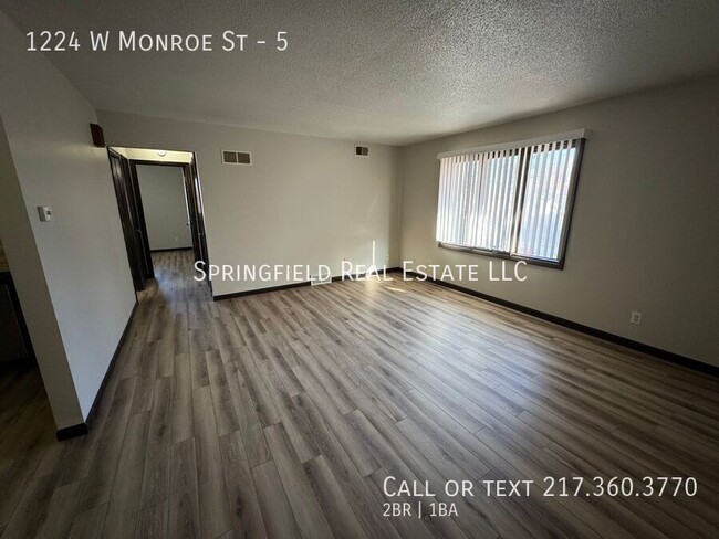 Primary Photo - Sparkling 2 Bed 1 Bath Gem with Modern Upg...