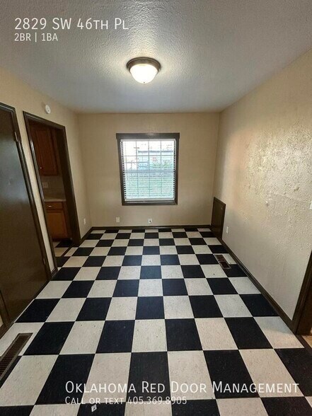 Building Photo - 2829 SW 46th Pl