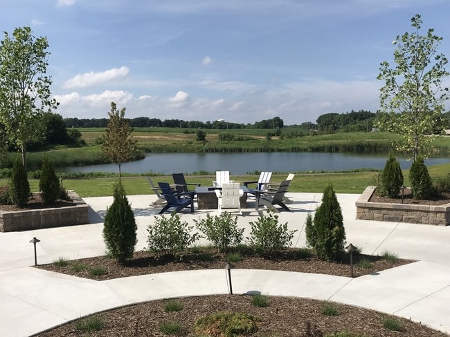 Building Photo - 2520 Watermark Terrace