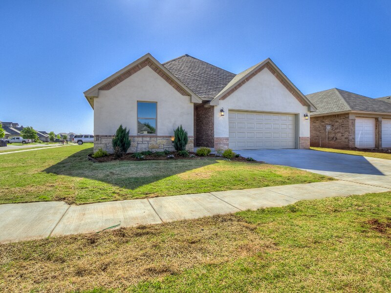 Building Photo - 16716 Doyle Dr