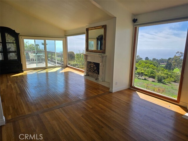 Building Photo - 6759 Alta Vista Dr