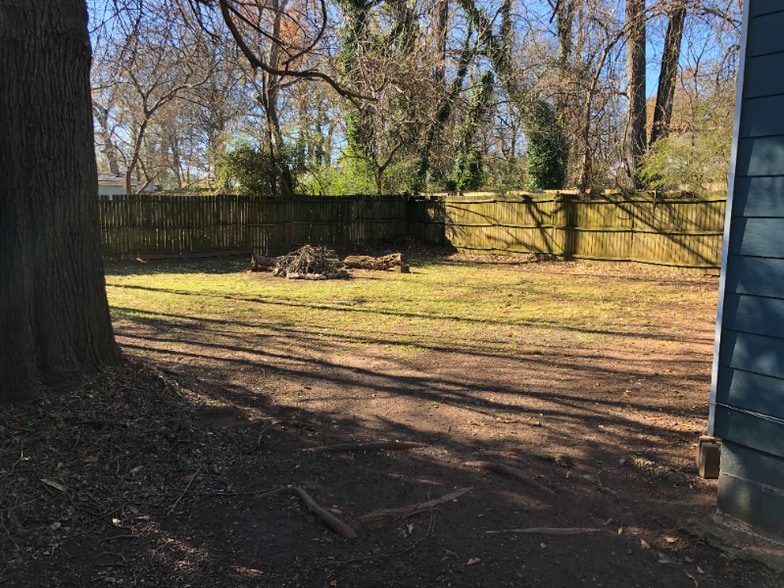 Building Photo - 1417 Hardee St NE