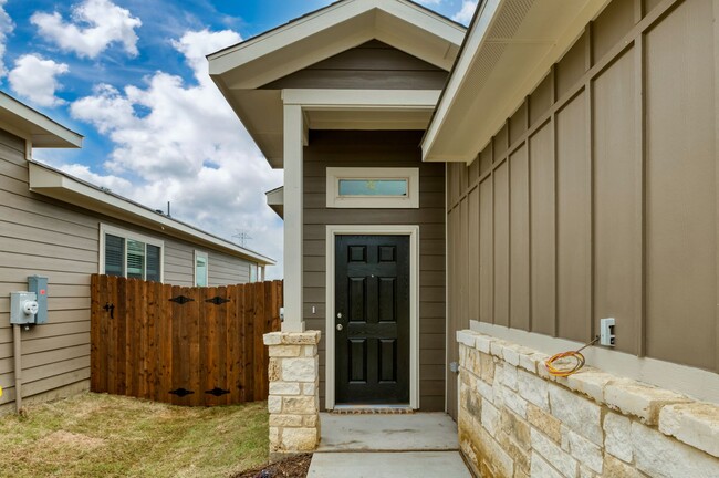 Building Photo - 612 Harvest Moon Dr