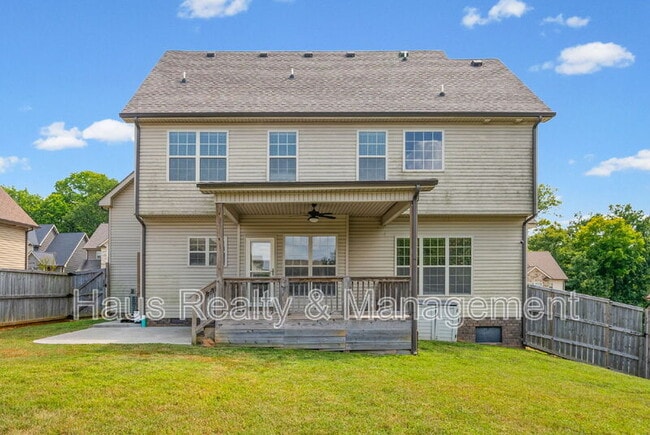 Building Photo - 415 Glenstone Springs Dr