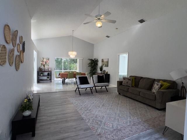 Building Photo - 1883 Oak Berry Cir