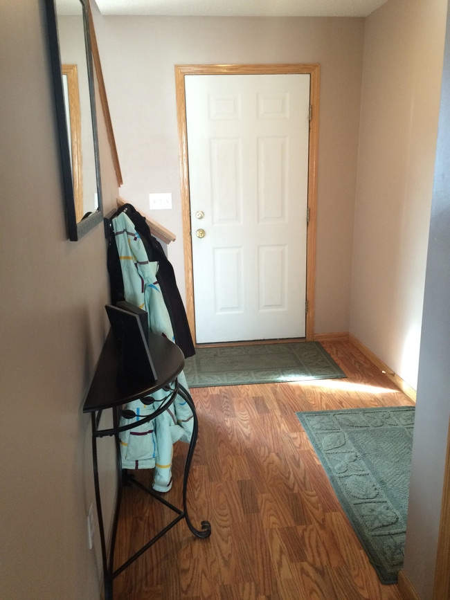 Building Photo - 133 Tanager Path