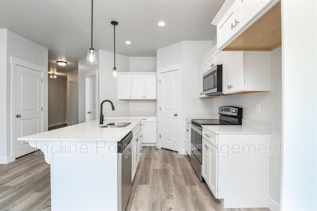 Building Photo - 16426 Bull Spring Rd