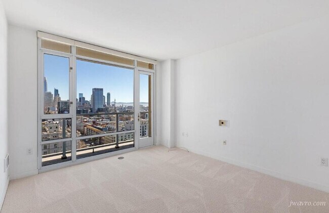 Building Photo - 1160 Mission St