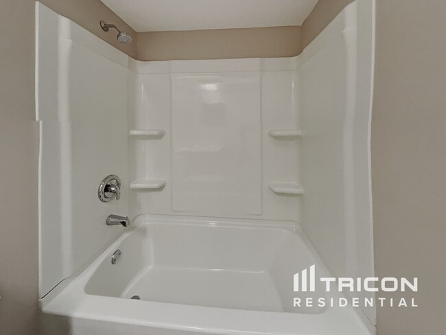 Building Photo - 2258 Felucca Dr