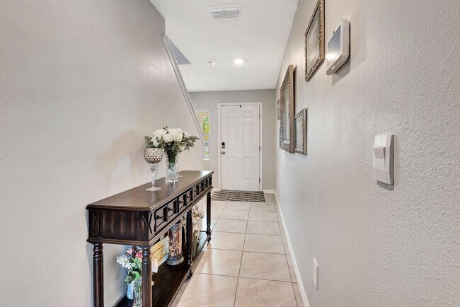 Building Photo - 2942 Rock Sound St