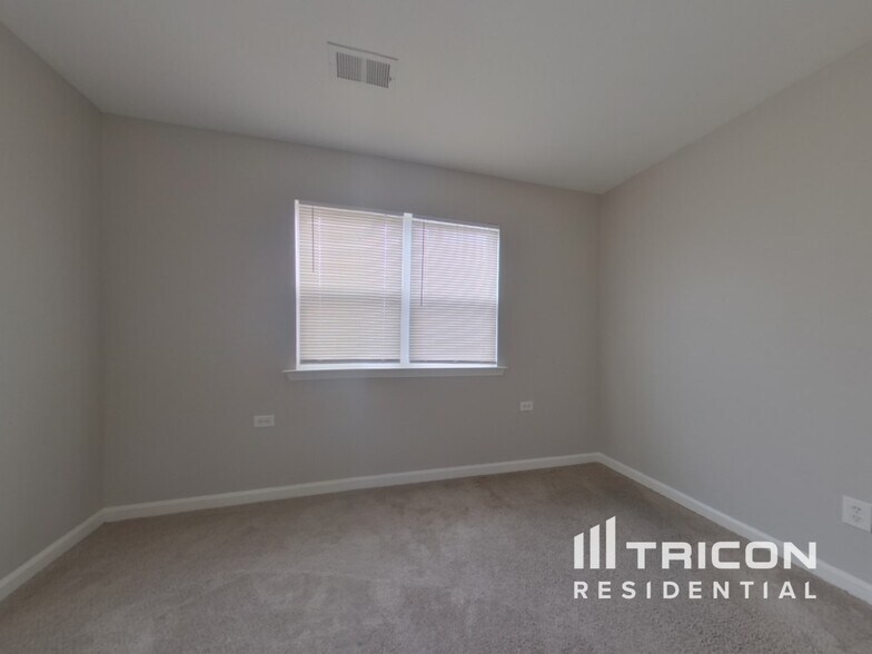 Building Photo - 760 Pennywell Ct